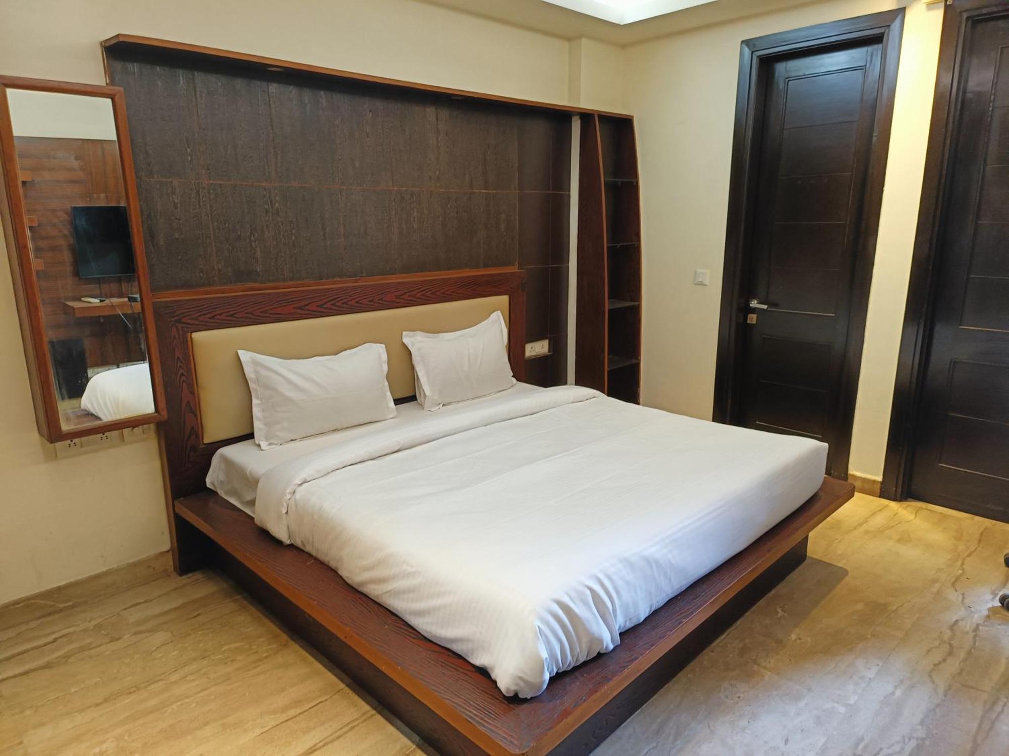 Greenleaf And Suites, Greater Kailash 1 Hotel New Delhi