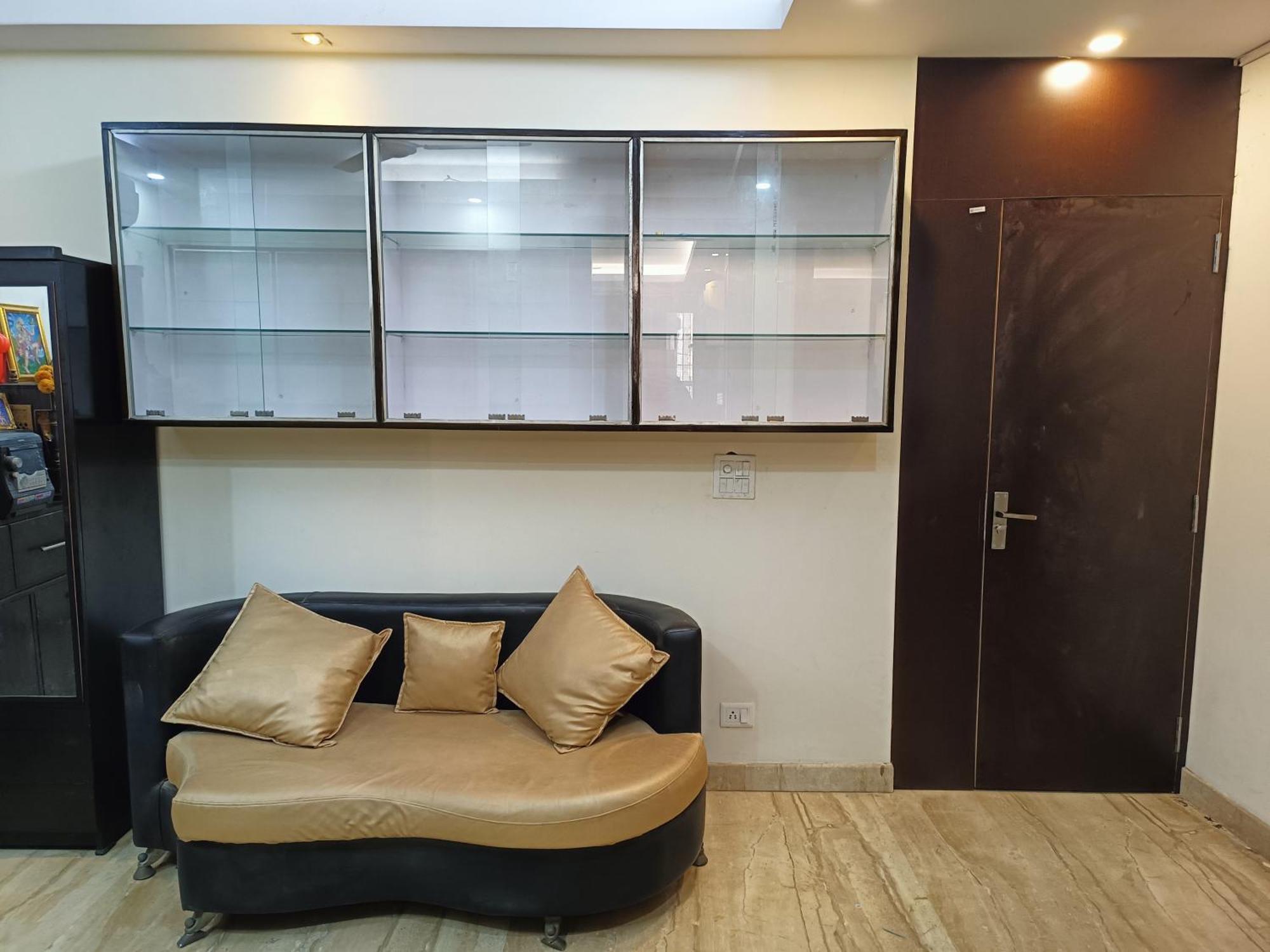 Greenleaf And Suites, Greater Kailash 1 New Delhi